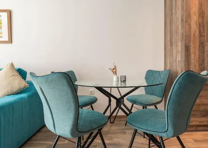 Azur Deluxe Apartment