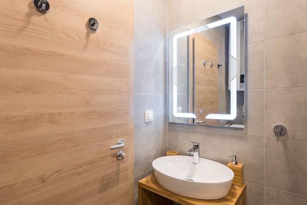 Apartment Azur Deluxe Saints Constantine and Helena